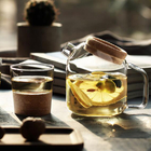 果汁玻璃杯
